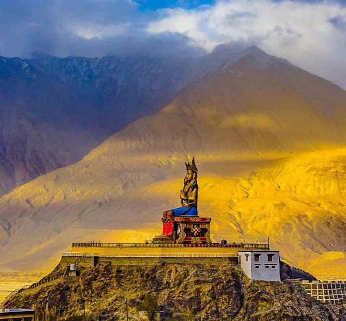 images/destination/Ladakh Tour.jpg